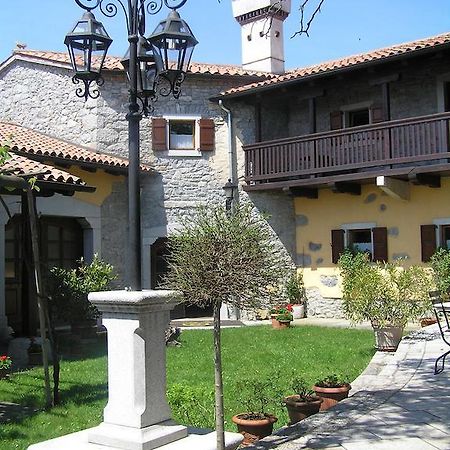Guesthouse Domacija Sajna Сежана Екстер'єр фото