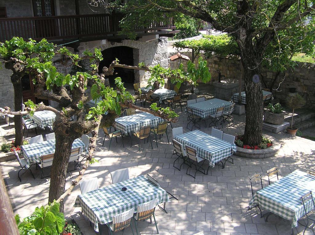 Guesthouse Domacija Sajna Сежана Екстер'єр фото